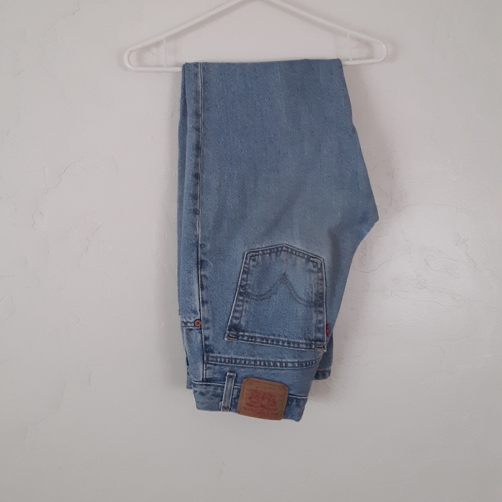Vintage Levi mom jeans